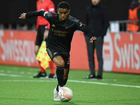 Fabio Vieira hét thẳng mặt 1 đồng đội Arsenal
