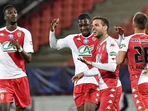 Fabregas "vẽ cầu vồng", Monaco hẹn PSG đại chiến chung kết cúp QG Pháp