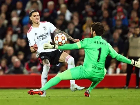 Fabrizio Romano: Hai cái tên trong tầm ngắm của Man Utd