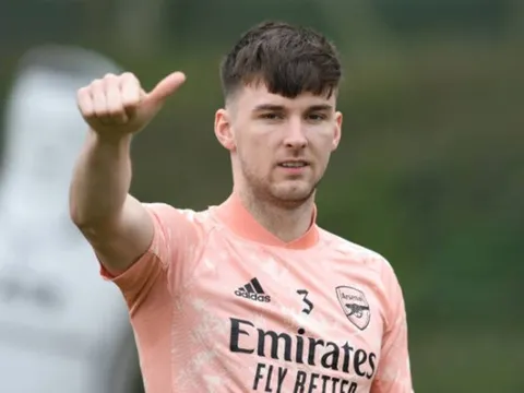 Fan Arsenal: "Tôi ngửi thấy mùi chiến thắng trước Villarreal"