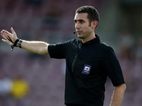 Fan Liverpool cùng nói 1 điều về trọng tài trận M.U - West Brom