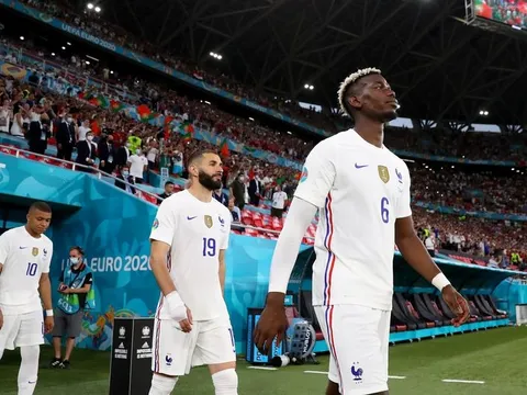 Fan M.U phát cuồng với màn thể hiện của Pogba