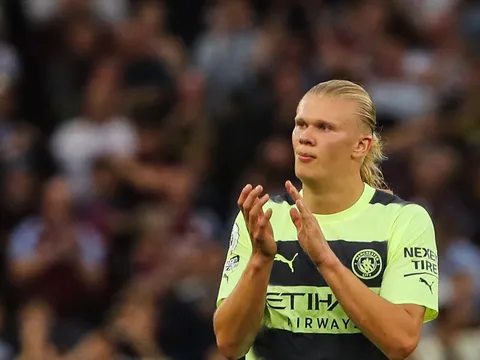 Cha Haaland nói lý do từ chối Real Madrid