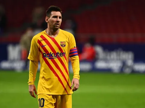 "Bẻ lái" không ngờ, Messi chốt tương lai ở Barcelona