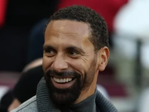 Ferdinand có thể đã chọn Chelsea thay vì Manchester United