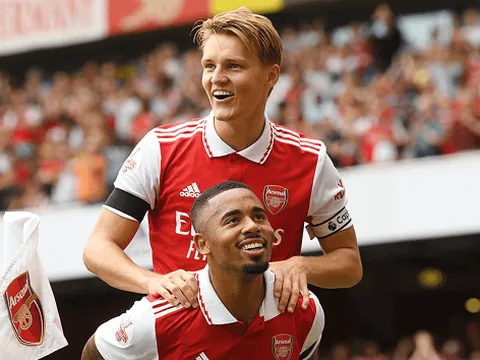 Ferdinand xấu hổ vì Odegaard