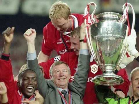 Sir Alex phản ứng thế nào khi Man Utd thua trận?