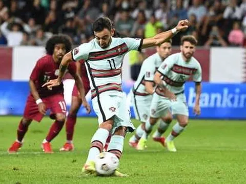 Fernandes sút 11m thành công, Bồ Đào Nha thắng trận dù vắng Ronaldo