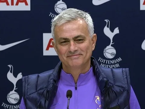 Mourinho: "Cho tôi điều đó, rồi Tottenham sẽ chẳng ngán bất kỳ ai"