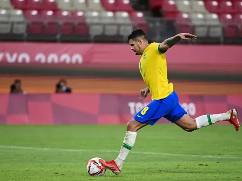 Bruno Guimaraes: Từ chối Arsenal, đến Newcastle vì muốn vô địch C1