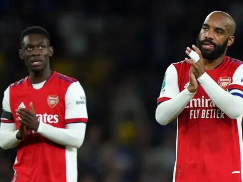 2 cầu thủ cùng lúc chia tay Arsenal