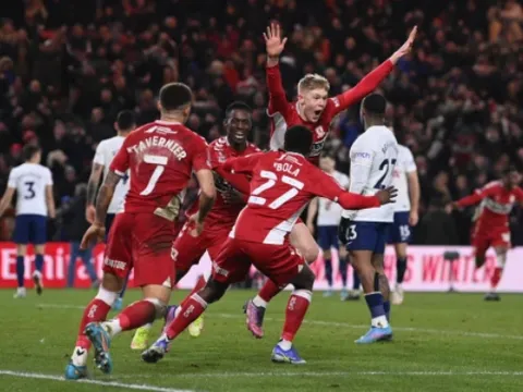 Folarin Balogun chế nhạo Tottenham