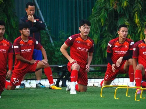 "Không có Xuân Trường, hàng tiền vệ ĐT Việt Nam vẫn đủ sức đấu Malaysia"