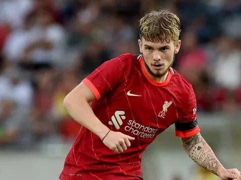 Xuất sắc trước Chelsea, thần đồng Liverpool được ví như Messi