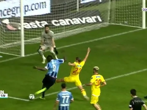 Balotelli ghi 5 bàn thắng trận cuối mùa, gồm siêu phẩm rabona điên rồ