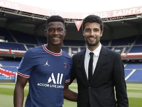 Xác nhận: PSG xé hợp đồng 40 triệu euro, đón tân binh đầu tiên
