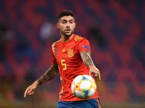 ''Laporte 2.0'' làm 1 điều, bộ đôi Premier League ''mở cờ trong bụng''