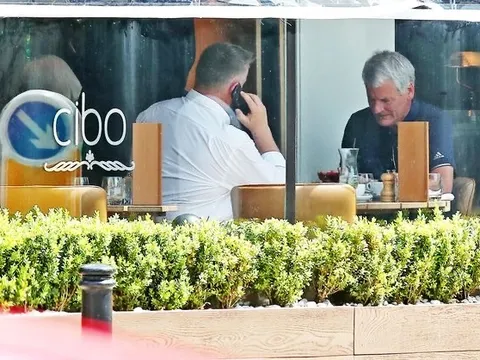 Gặp nhân vật đặc biệt, sếp bự M.U hứa hẹn mang tới khác biệt