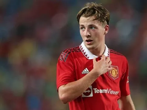 M.U có một sao trẻ Roy Keane sẽ thích chơi cùng