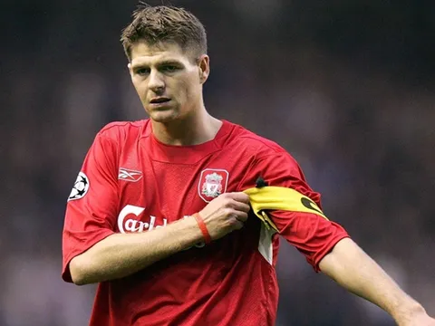 Tai nạn suýt khiến Gerrard phải cắt ngón chân