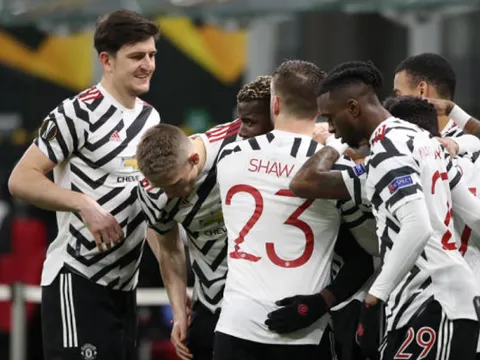 "Gà nhà" quá thăng hoa, Man Utd tiết kiệm được cả trăm triệu bảng