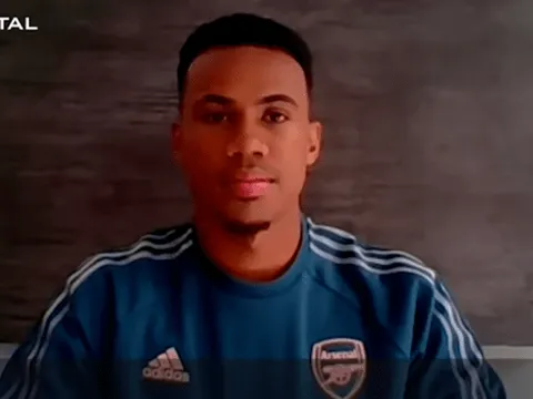 Tân binh Arsenal tiết lộ thần tượng của mình tại Emirates