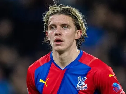 Gallagher nói về tương lai giữa lúc Chelsea gặp khó