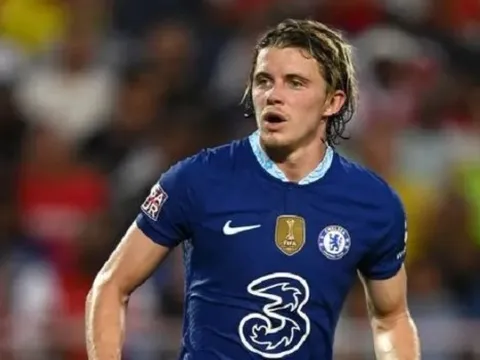 Gallagher có sẵn bến đỗ nếu rời Chelsea