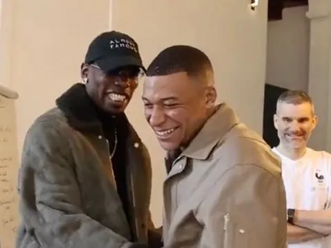 Gặp Pogba, Mbappe thổ lộ tâm tư tại PSG