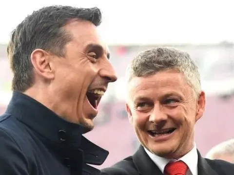 Huyền thoại hiến kế siêu tiền đạo Man Utd nên dốc sức chiêu mộ