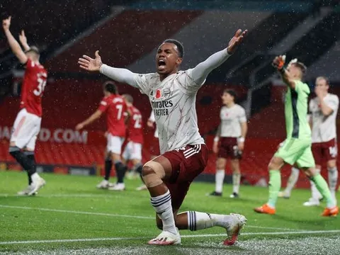 Gary Neville chỉ ra cái tên xuất sắc nhất của Arsenal trận thắng Man Utd