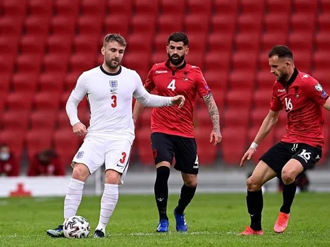 Gạt bỏ Chilwell, Ashley Cole ngậm ngùi chọn ra hậu vệ trái số 1 tuyển Anh