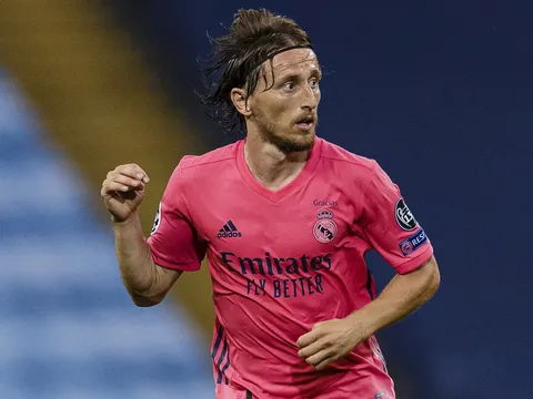 Gạt chính sách, Real Madrid chuẩn bị trói chân công thần 35 tuổi