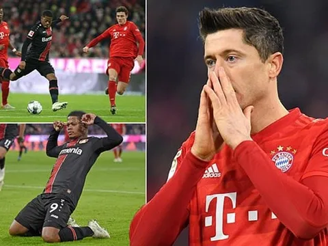 'Gáy' quá sớm, Lewandowski bị đối thủ lôi ra làm trò đùa