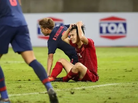 Đây, lý do ĐT Việt Nam thiếu tiền đạo đẳng cấp trên hàng công