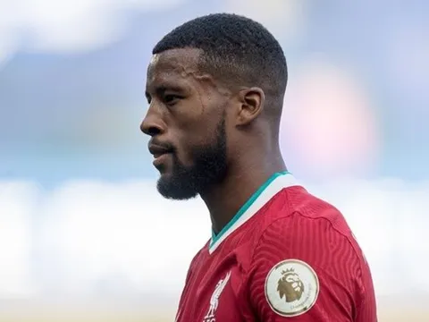 Bị hỏi về chuyện hợp đồng, sao Liverpool cộc cằn đến không ngờ