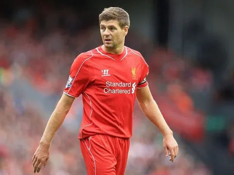 Suýt nữa Alexis Sanchez đã là đồng đội của Steven Gerrard