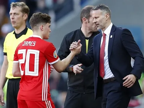 Chỉ 1 câu nói, Giggs đã "hồi sinh" sự nghiệp của sao Man Utd