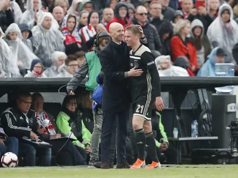 Frenkie de Jong đã gợi ý vị trí tốt nhất tại Man Utd