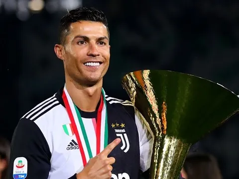 XONG! "Sếp lớn" Juve lên tiếng, tương lai Ronaldo đã rõ