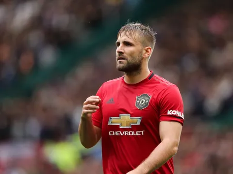 Williams thăng hoa, số phận của Luke Shaw sẽ thế nào?