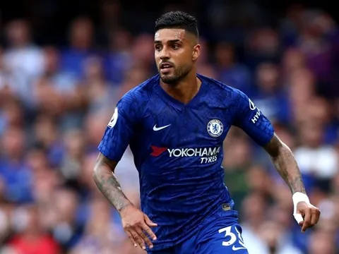 XONG! Chelsea định đoạt tương lai "người thừa" tại Stamford Bridge