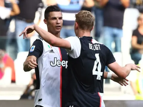 Van der Sar: 'De Ligt giống Ronaldo ở điểm đó'