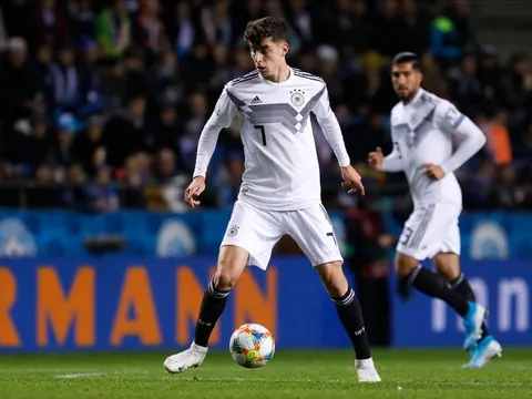 "Sự kết hợp giữa Ballack và Ozil" - Man Utd đúng đắn khi chiêu mộ