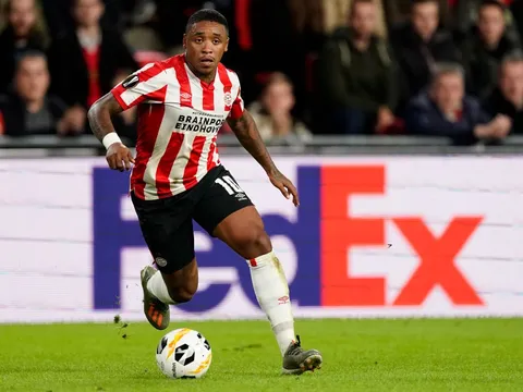 Ai sẽ là cầu thủ ngoài xứ Sương mù đầu tiên được Solskjaer chiêu mộ?