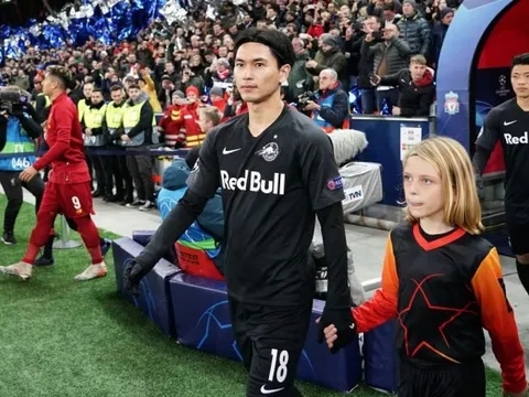 Takumi Minamino nói gì về khả năng chơi bóng ở Premier League?