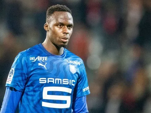 Chốt mức giá, Chelsea chuẩn bị đón tân binh thứ 7 trong 48h tới