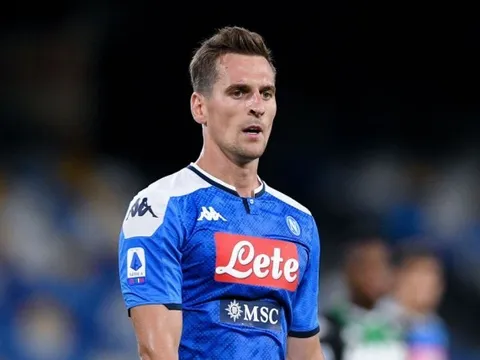 Túng quẫn, Man United hỏi mua tiền đạo "thất sủng" tại Serie A