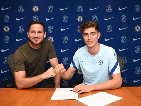 Anelka dự đoán vị trí của Chelsea trong mùa giải 2020-21