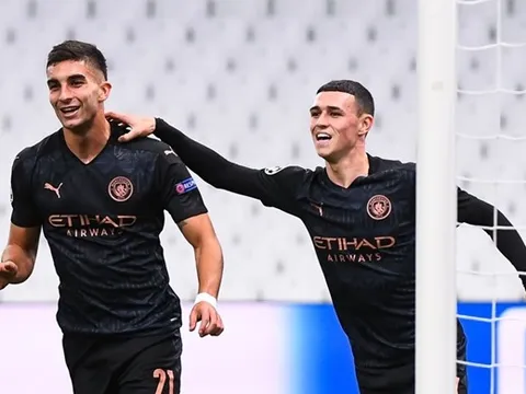 Đánh bại Marseille, Guardiola tiết lộ lý do dùng Torres thay Aguero